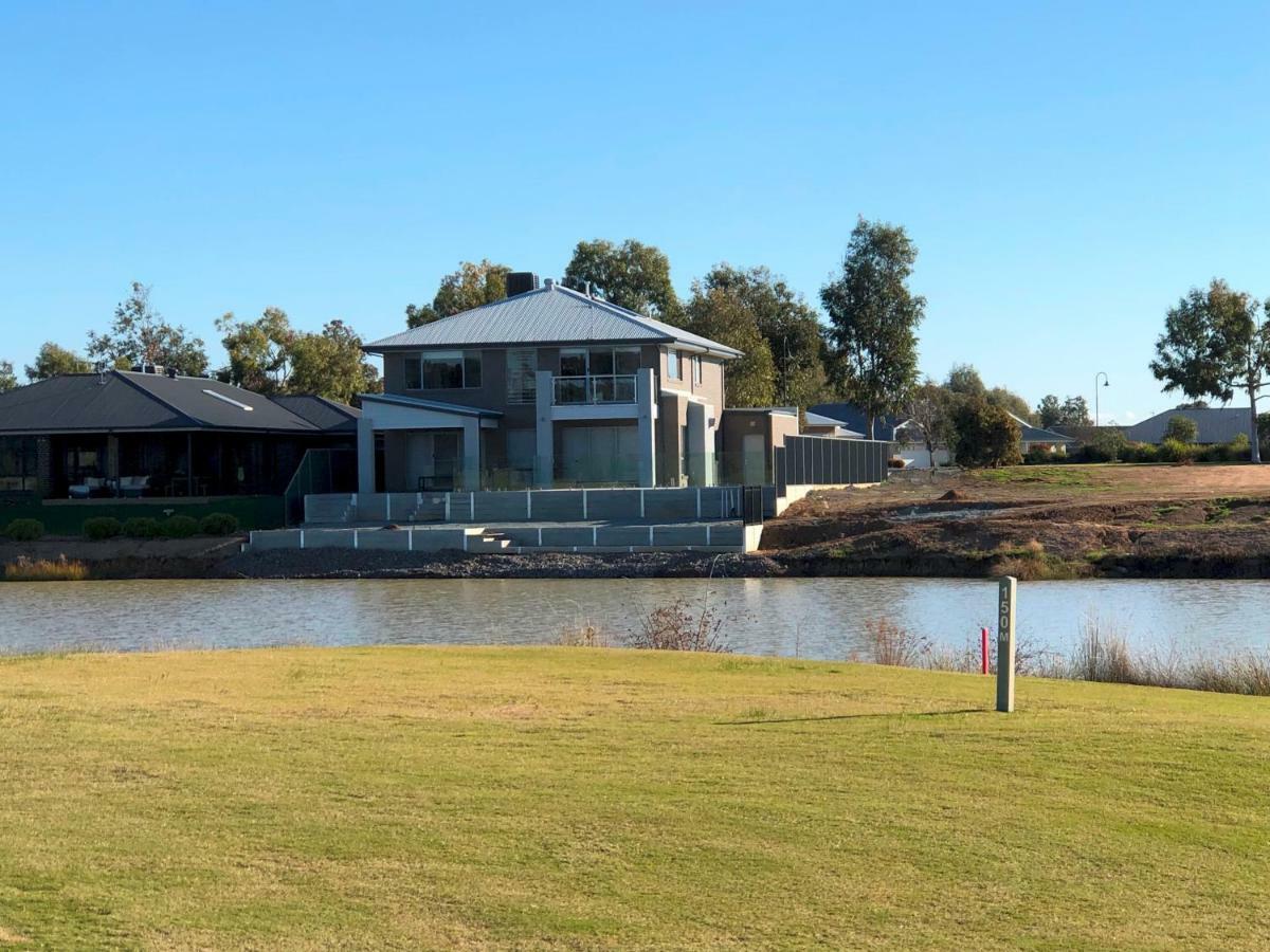 Lake Resort On Black Bull Yarrawonga Buitenkant foto